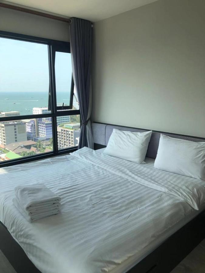 The Base Central Pattaya Seaview Exterior foto