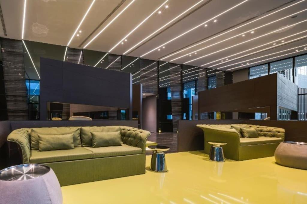 The Base Central Pattaya Seaview Exterior foto